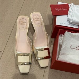 Roger Vivier Ivory Leather Buckle Square-Toe Mules